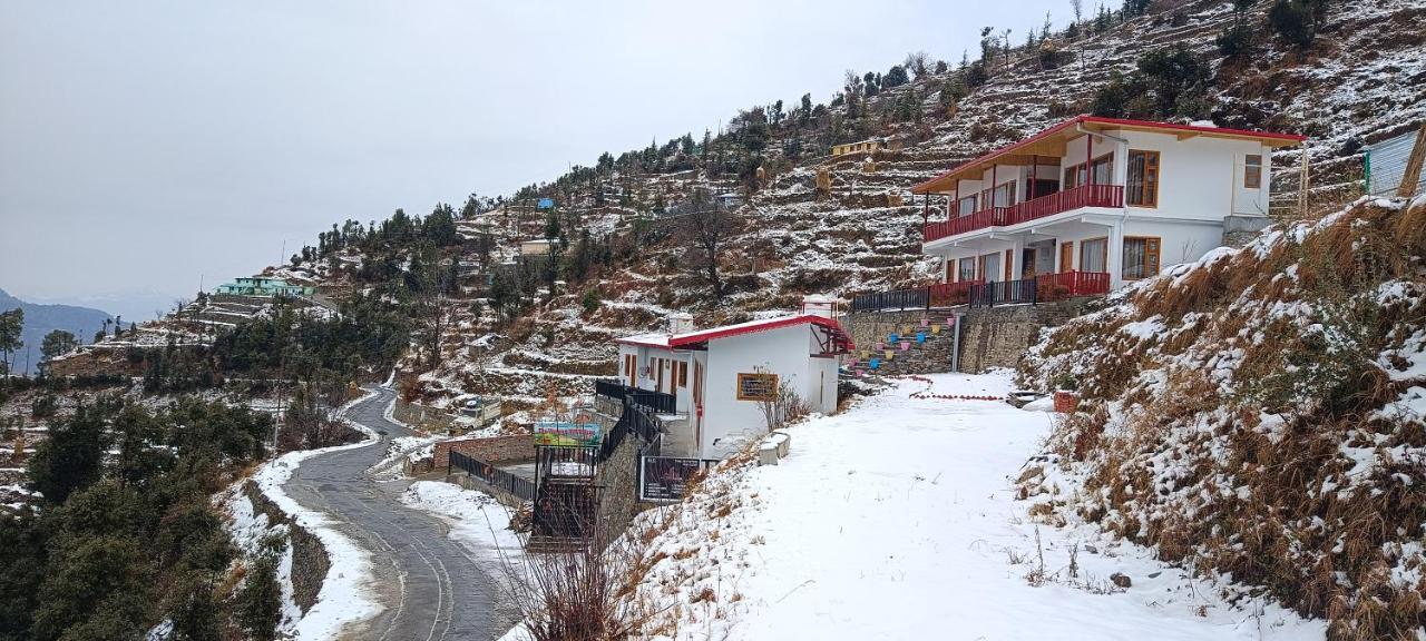 The Vintage Hill Village - Himalayan Boutique Resort Kanatal Zewnętrze zdjęcie
